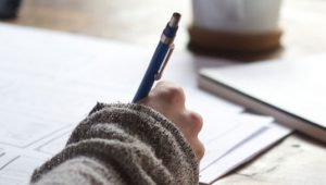 cara menulis artikel