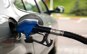 Tips Hemat Bahan Bakar Mobil Manual dan Matic: Cara Mudah Menghemat Uang Anda