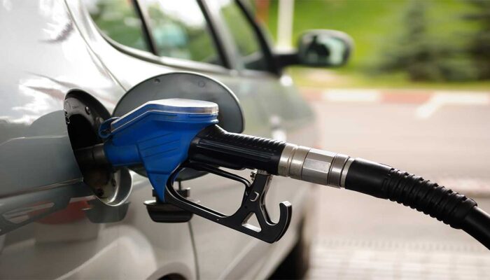 Tips Hemat Bahan Bakar Mobil Manual dan Matic: Cara Mudah Menghemat Uang Anda